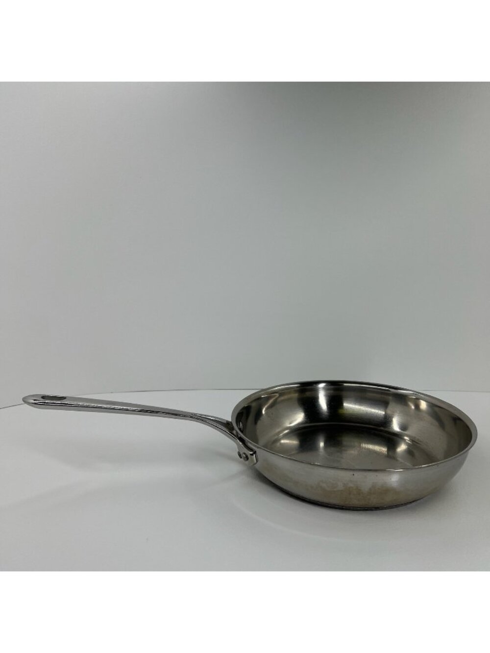Dacor Hot Dots Stainless Steel Frying Pan Long Handle 10 in Skillet Round Silver
